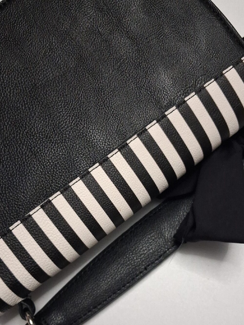 Rehabable Black & White Striped Crossbody Bag with Bow Accent - Picture 5 of 12